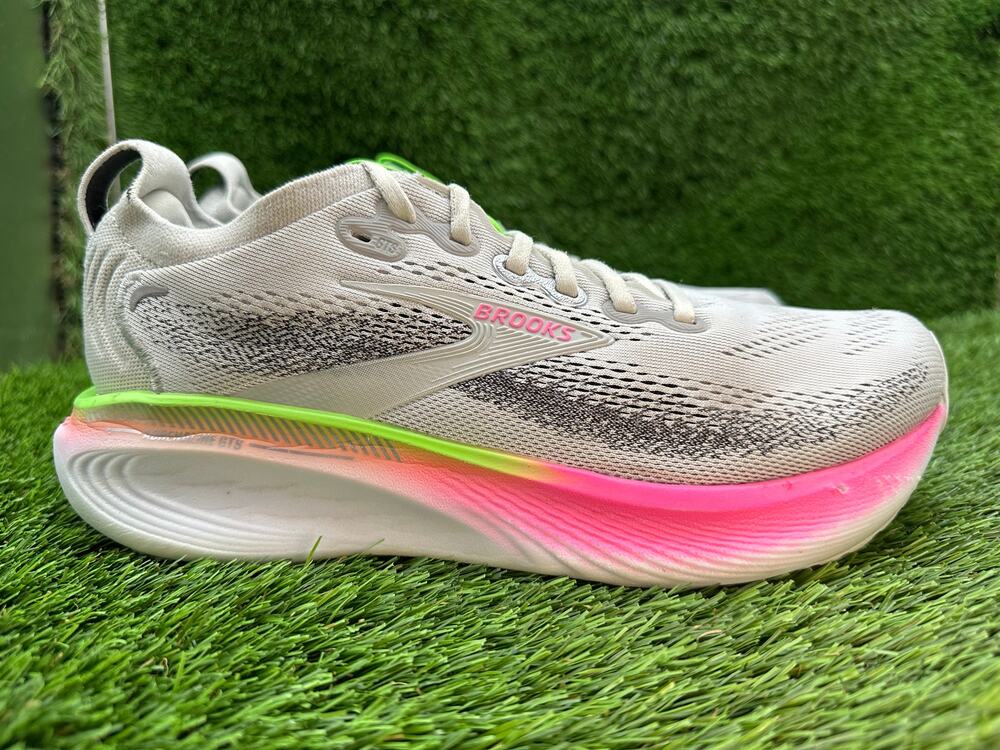 Brooks Adrenaline GTS 25 1204431B053 Athletic Sneaker Women's 8.5B Gray Mesh